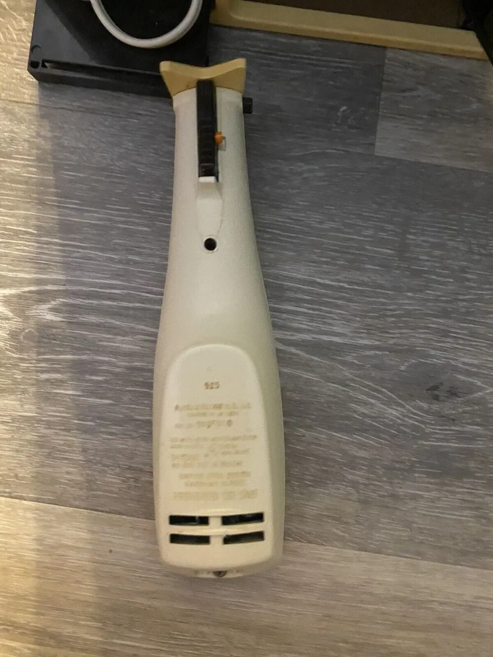 BLACK & DECKER SPACEMAKER SPACESAVER ELECTRIC KNIFE CENTER  SEK50 MADE USA